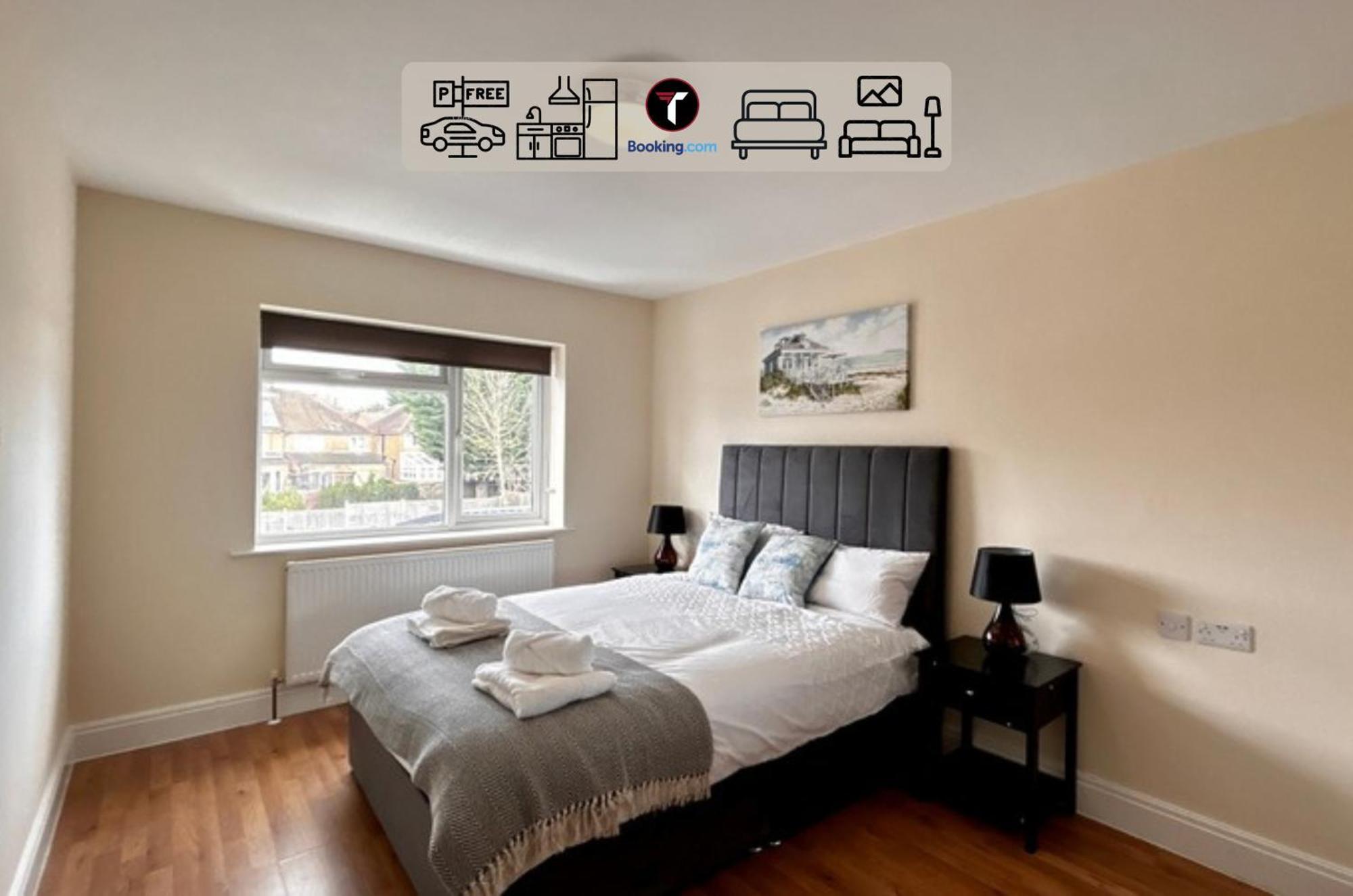 Stylish 2 Bedroom Flat By Tara Stays Short Lets & Serviced Accommodation Watford With Free Parking & Nearby Warner Studios Zewnętrze zdjęcie